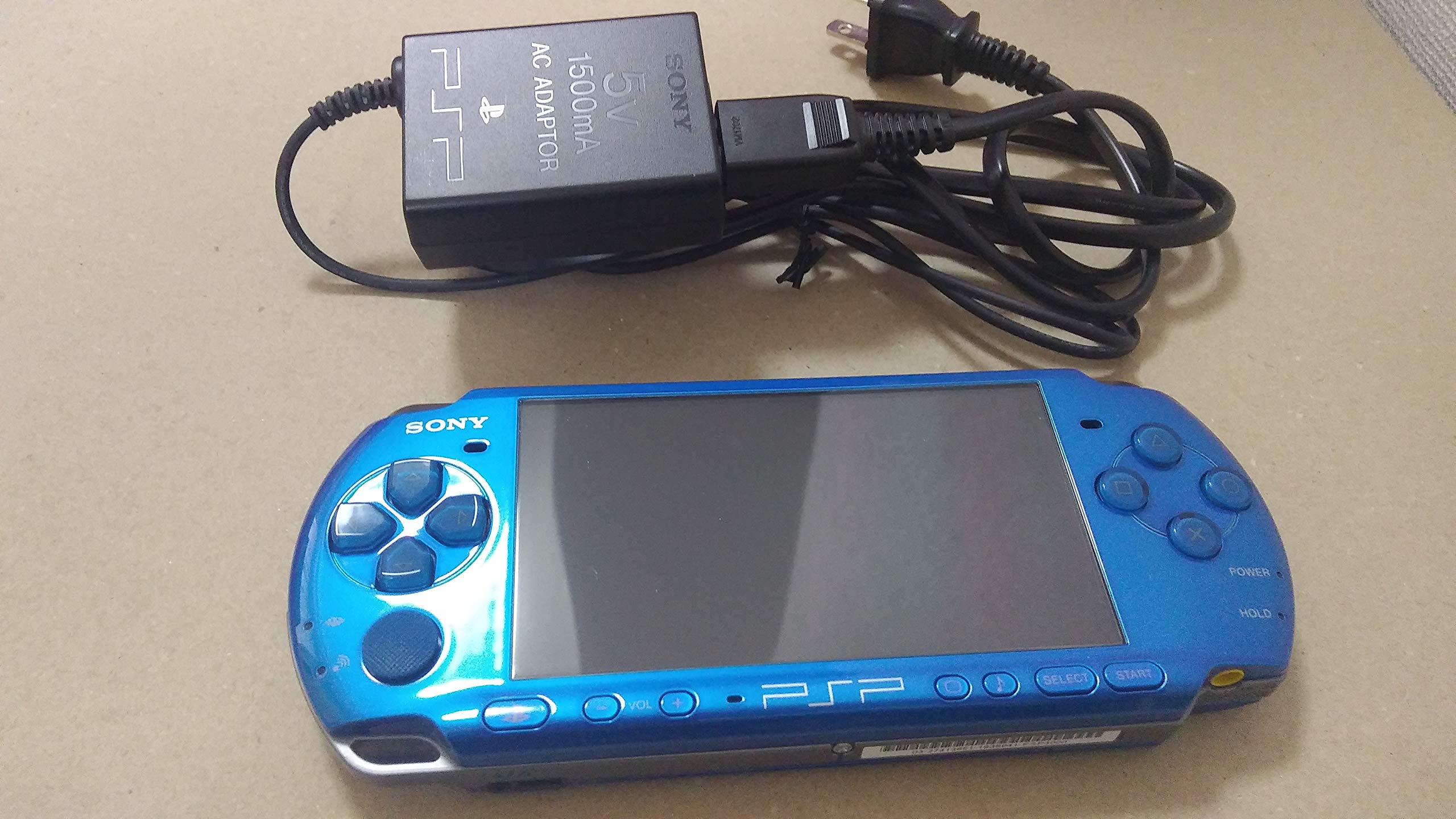 پلی‌استیشن پورتابل - آبی شفاف (PSP-30006) + کیف + حافظه‌ی ۸ گیگابایتی با بازی‌های نصب شده