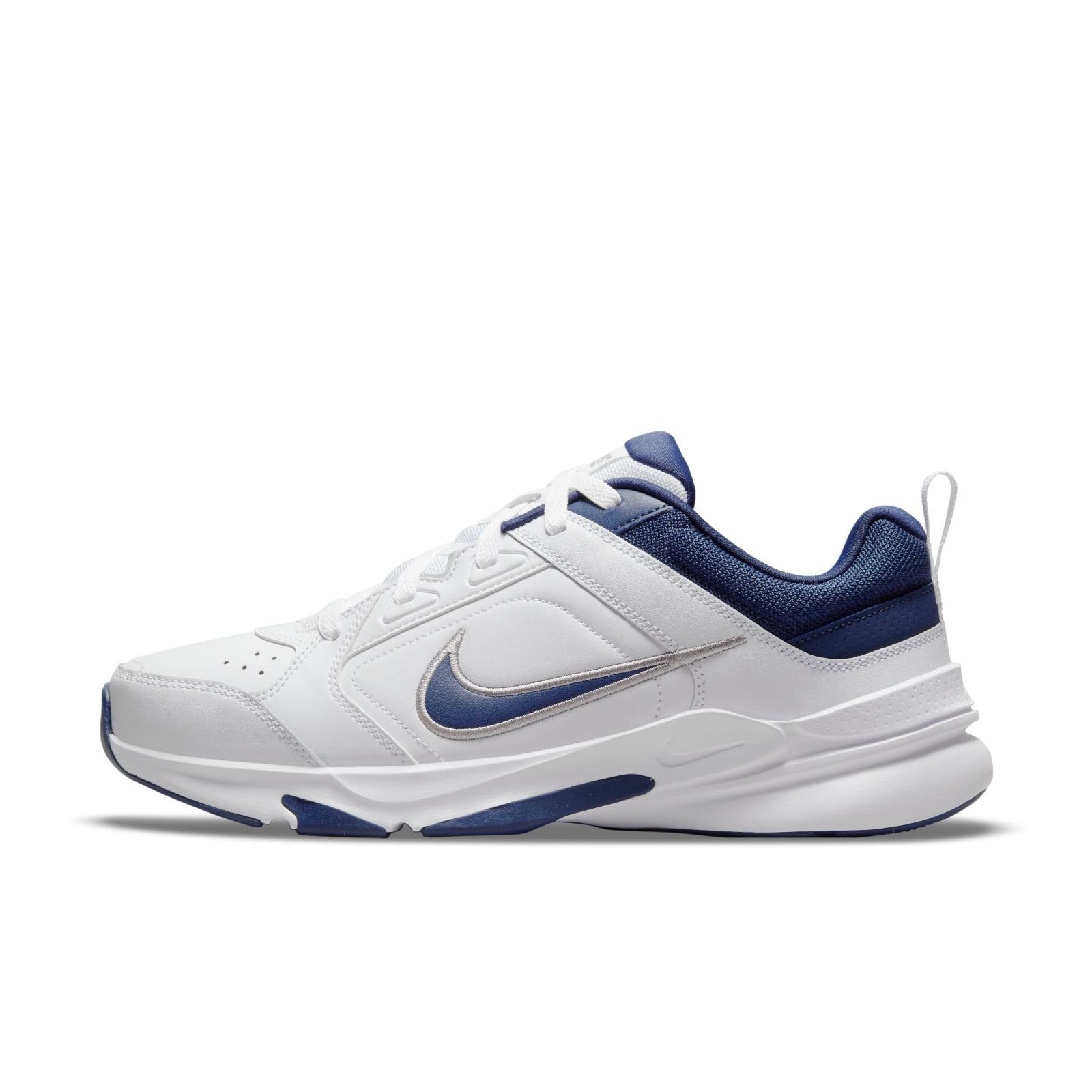 کفش مردانه Nike Defyallday  سایز 42.5  رنگ سفید/نیلی مشکی/نقره‌ای مندرسطى