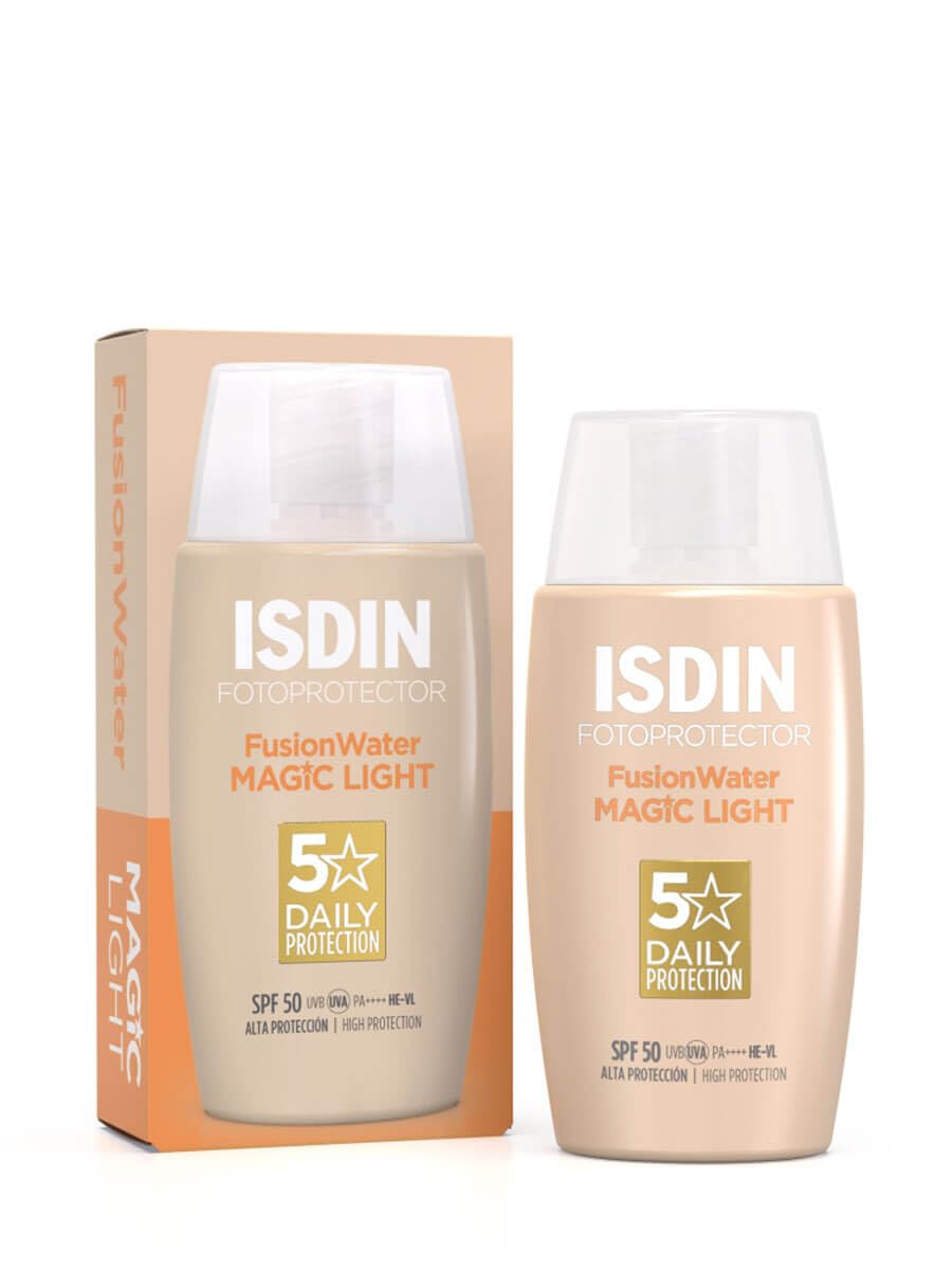 Isdin Fusion Water Color Spf 50 (روشن) 50 میلی‌لیتر، کرم ضد آفتاب روزانه با رنگ، بافت فوق‌سبک