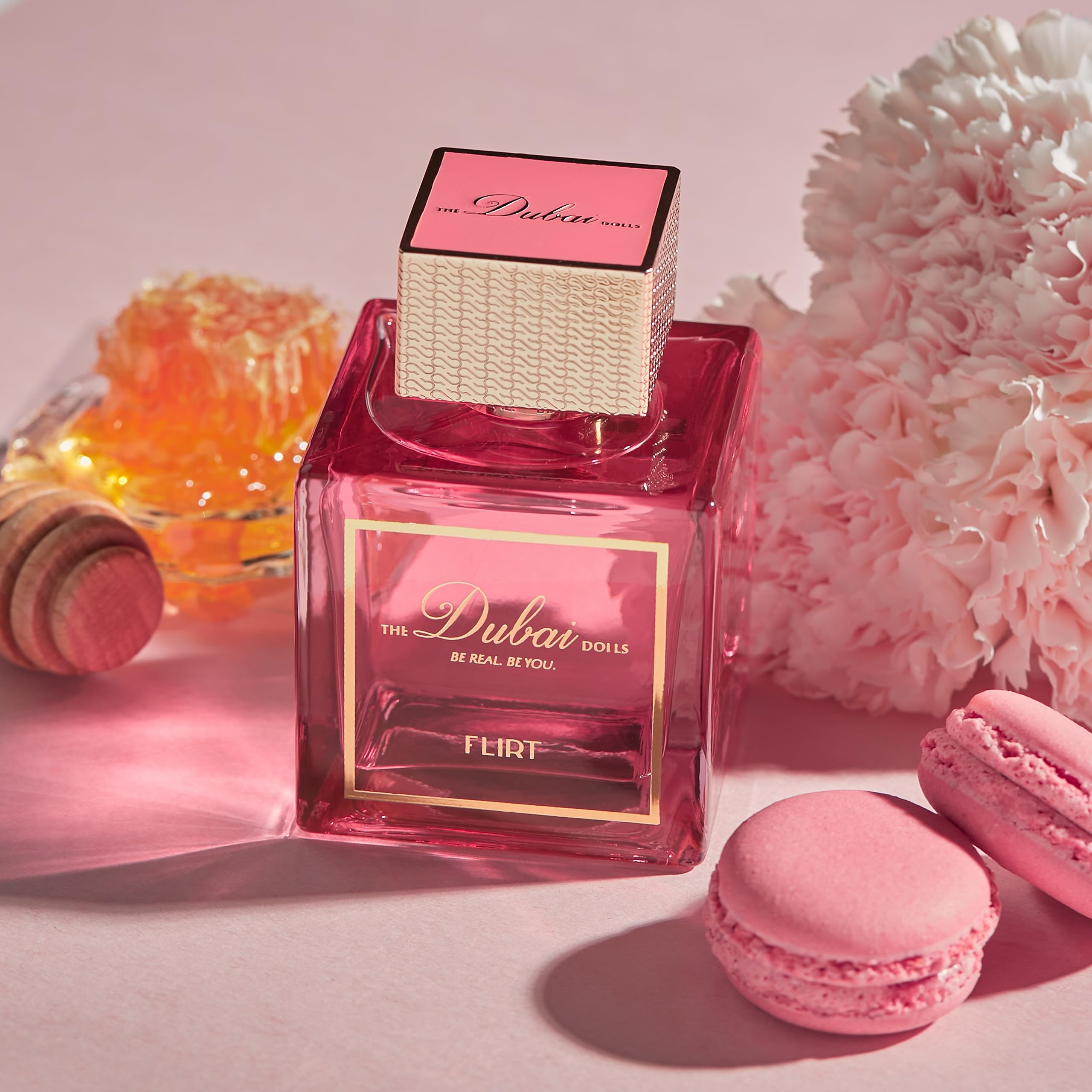 The Dubai Dolls Luxury Eau de Parfum – FLIRT | ادکلن لوکس دبی دولز | عطر برای زنان | ترکیب جذابی از فلفل صورتی، پئونی و عسل | مناسب برای استفاده طولانی مدت | 100 میلی لیتر