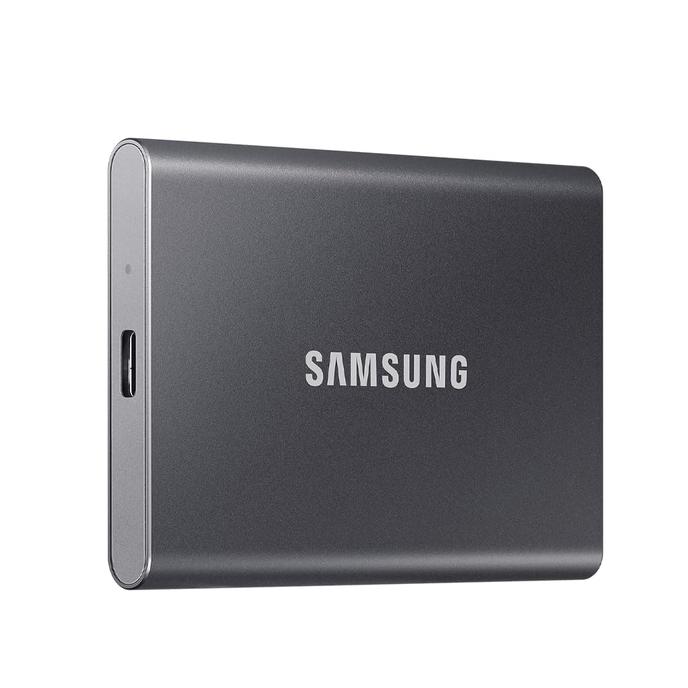 Samsung MU-PC4T0T/WW Portable SSD T7 4TB USB 3.2 Gen.2 با سرعت خواندن 1050 مگابایت بر ثانیه و سرعت نوشتن 1000 مگابایت بر ثانیه، هارد اکسترنال اس اس دی T7 رنگ خاکستری تیتانیوم 4 ترابایت برای مک، کامپیوتر، گوشی هوشمند و کنسول بازی
