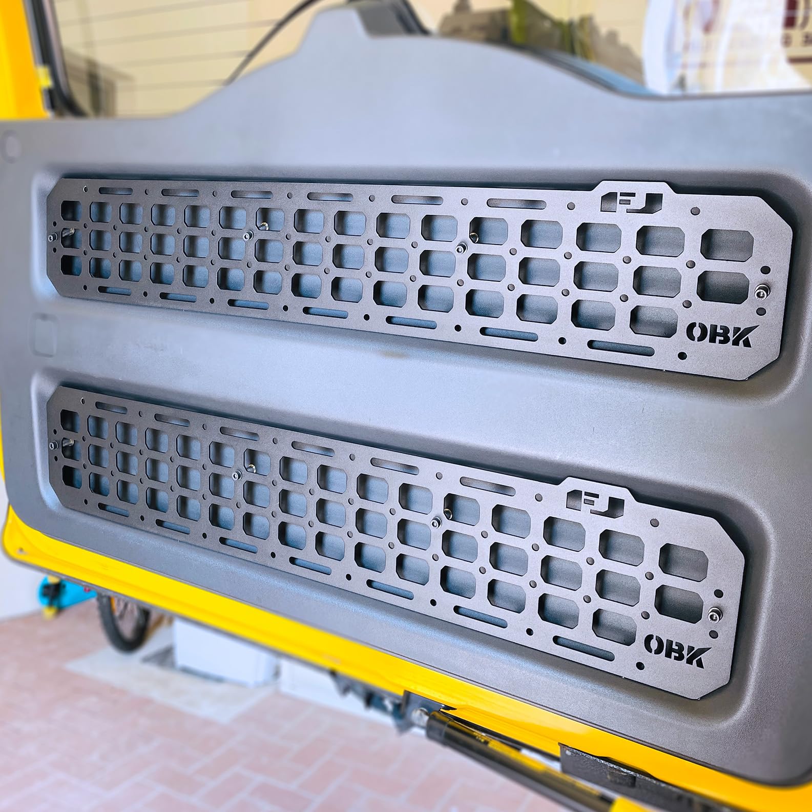 ترجمه:  
جهان OBK، پنل MOLLE FJ CRUISER، گریل ذخیره‌سازی FJ cruiser، مجموعه دارنده تجهیزات تاکتیکی، لوازم جانبی و پنل سازماندهی داخلی خودرو، آلومینیوم CNC، سبک (گریل درب عقب، مشکی، هیچ‌کدام)