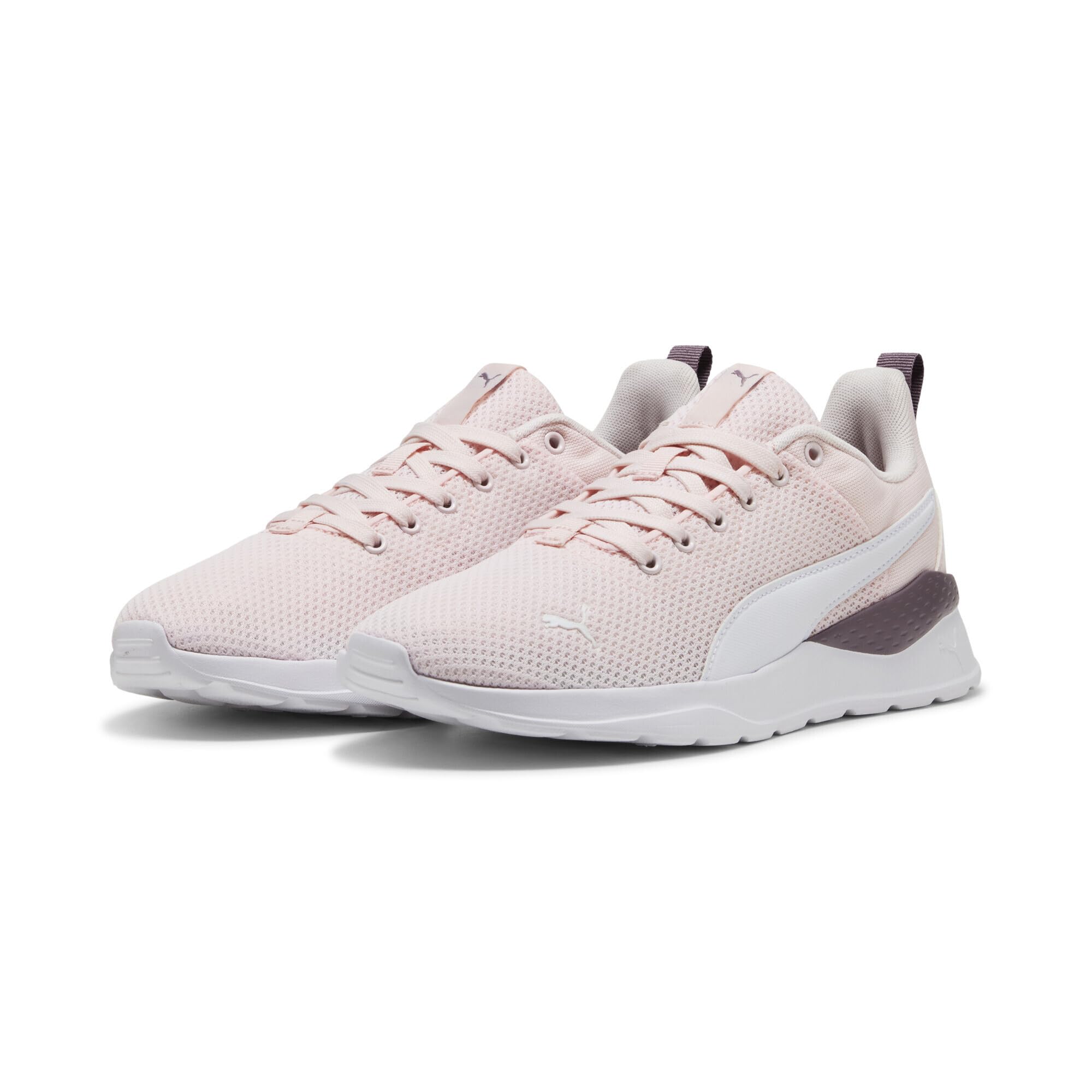 کفش‌های ورزشی مردانه PUMA Anzarun Lite مدل ۴۵ اوروپا گل یاسمین سفید Puma و مسقطه آلو دوخته‌جات‌شامل‌است.