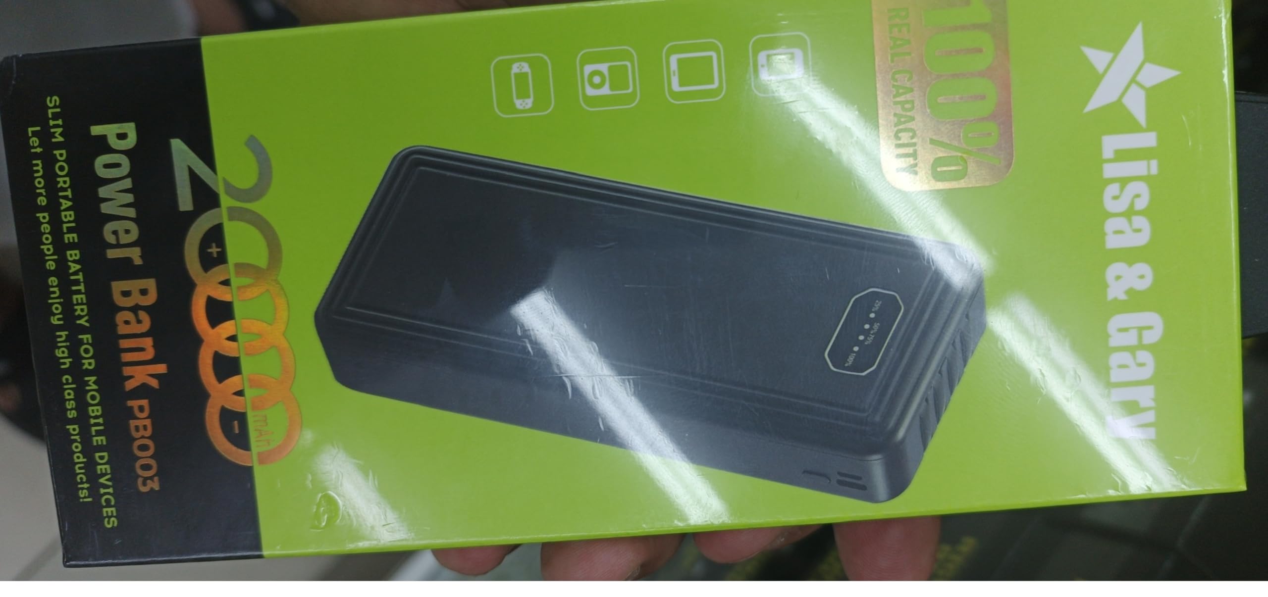 پاور بانک ۲۰۰۰۰ میلی‌آمپر، شارژر قابل حمل با کابل‌های داخلی، پاور بانک USB C نازک با ۴ خروجی و ۲ ورودی با نمایشگر LED، باتری شارژ سریع قابل استفاده با آیفون، گوشی‌های سامسونگ - رنگ مشکی
