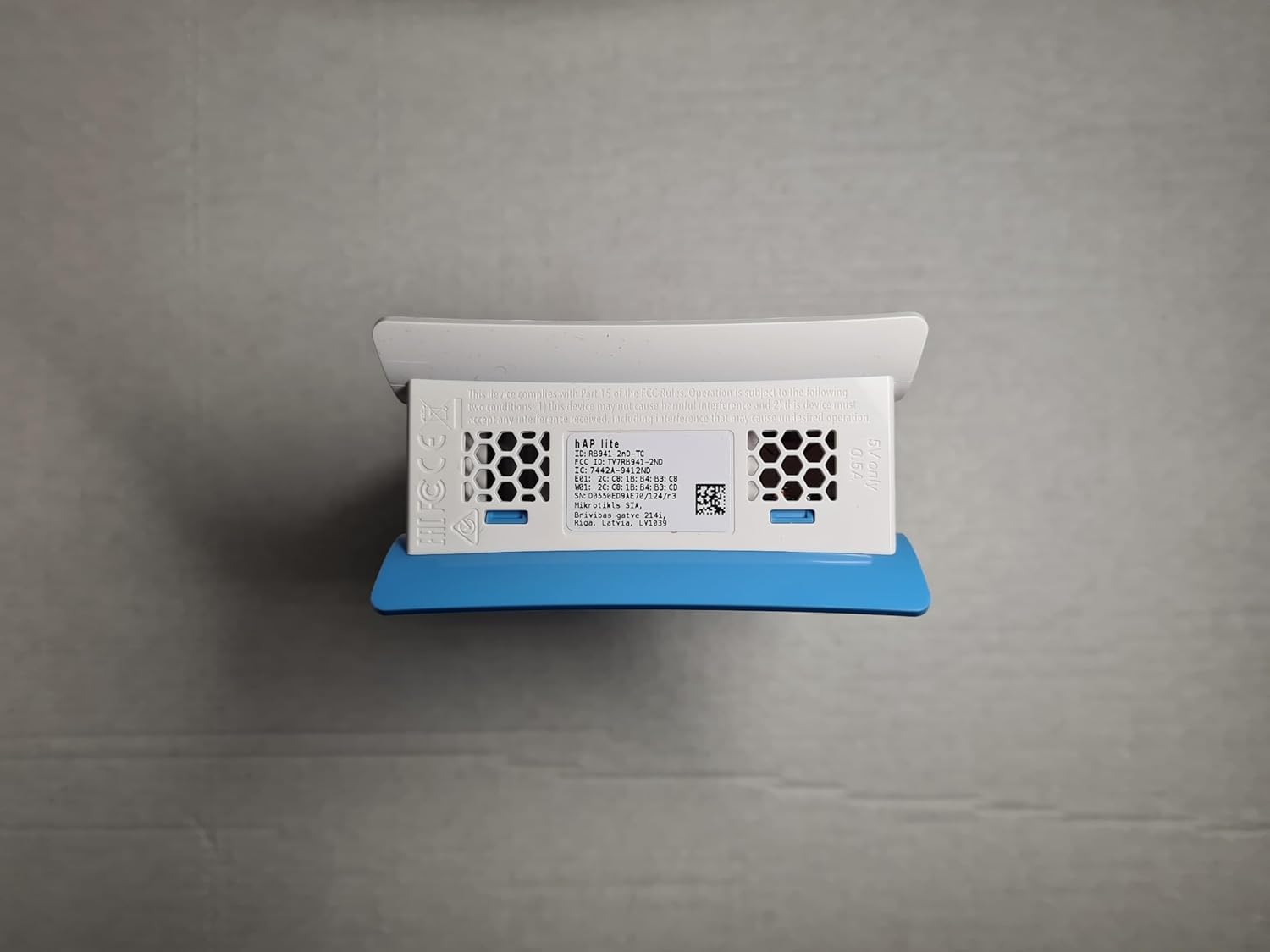 B016E93MX2-image-8